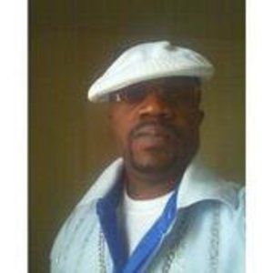 Meet your Posher, Derrick